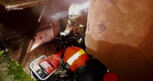 У Львові під час пожежі в підвалі врятували чотирьох людей, серед них дитина