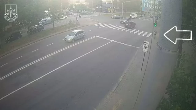 image У Львові дві BMW збили батька з 8-річною донькою на пішохідному переході