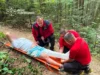 На водоспаді «Кам’янка» на Львівщині рятувальники допомогли травмованому туристу
