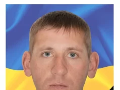 У селі Салаші попрощаються з полеглим захисником Дмитром Щегольським У селі Салаші попрощаються з полеглим захисником Дмитром Щегольським