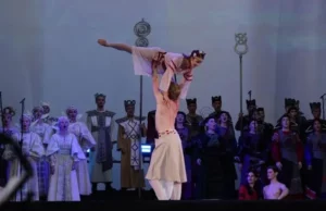 У Жовківському замку стартував фестиваль оперою «Коли цвіте папороть» У Жовківському замку стартував фестиваль оперою «Коли цвіте папороть»