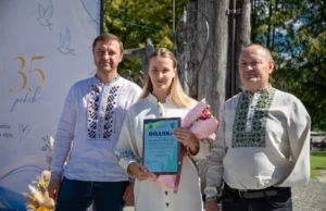 У Славській громаді відзначили жінок-військовослужбовиць до Дня Незалежності