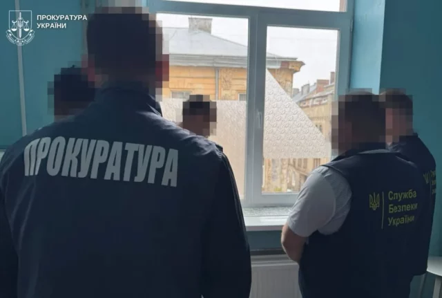 image Хірурга львівського медоб’єднання судитимуть за вимагання 9 тисяч доларів за продовження інвалідності