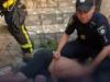У Львові рятувальники та поліцейські вивели чоловіка із задимленого помешкання У Львові рятувальники та поліцейські вивели чоловіка із задимленого помешкання