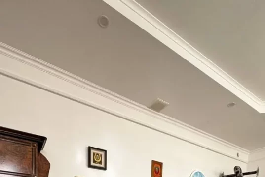 65-та ОМБр подарувала Стрийській міській раді бойовий прапор з автографами бійців