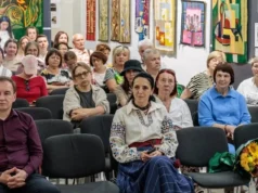 У Львівському музеї історії релігії триває виставка «Колір відстані» Оксани Гірняк У Львівському музеї історії релігії триває виставка «Колір відстані» Оксани Гірняк