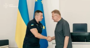 У Львові відзначили рятувальників за ліквідацію наслідків ракетного удару