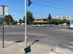 У Львові на вулиці Любінській автомобіль травмував пішохода