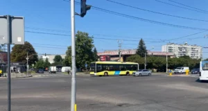 У Львові на вулиці Любінській автомобіль травмував пішохода
