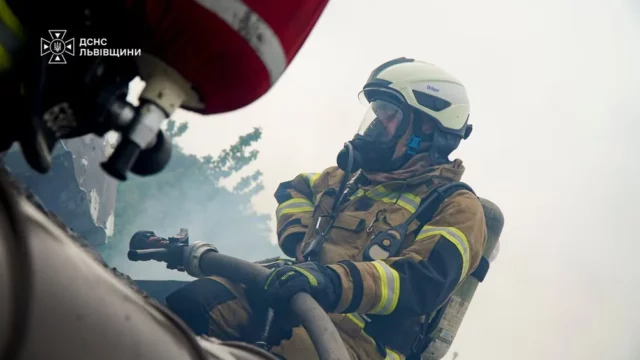 image У селі Чаниж на Золочівщині врятували житловий будинок від пожежі