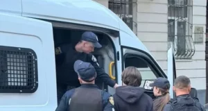У Львові викрили трьох підозрюваних у розбійному нападі на постояльця готелю