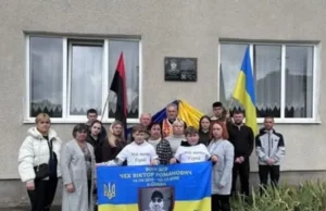 У Садках Ходорівської громади відкрили меморіальну дошку Віктору Чеху У Садках Ходорівської громади відкрили меморіальну дошку Віктору Чеху