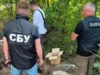На Львівщині 58-річного чоловіка знову підозрюють у збуті зброї та кокаїну