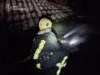 У Трускавці вночі загорівся дах триповерхової будівлі У Трускавці вночі загорівся дах триповерхової будівлі