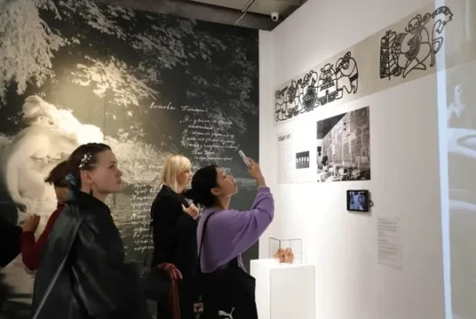 У Львові відкрили виставку «ЛНАМ: Розархівація» про 80 років Академії мистецтв