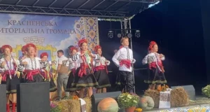 Красне відсвяткувало 550-річчя з молитвою, концертом і благодійним ярмарком