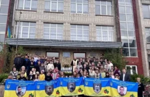 У Бортниках відкрили меморіальні дошки трьом полеглим воїнам У Бортниках відкрили меморіальні дошки трьом полеглим воїнам