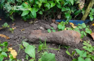 У селі Стоділки під час земляних робіт знайшли мінометну міну часів Другої світової У селі Стоділки під час земляних робіт знайшли мінометну міну часів Другої світової