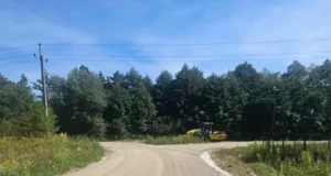 У Рясне-Руському відремонтували ґрунтову дорогу до кладовища на вулиці Героїв Крут
