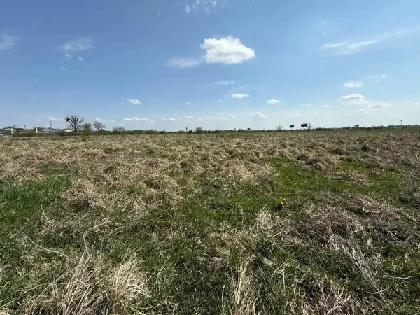 image Львів та Малі Підліски виставляють на аукціон 5 ділянок для бізнесу