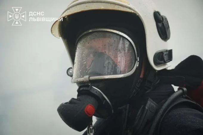 Надзвичайники Львівщини за добу загасили 14 пожеж, шість з них в екосистемах