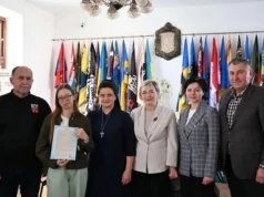 У Золочеві придбали квартиру для 21-річної Христини, позбавленої батьківського піклування У Золочеві придбали квартиру для 21-річної Христини, позбавленої батьківського піклування
