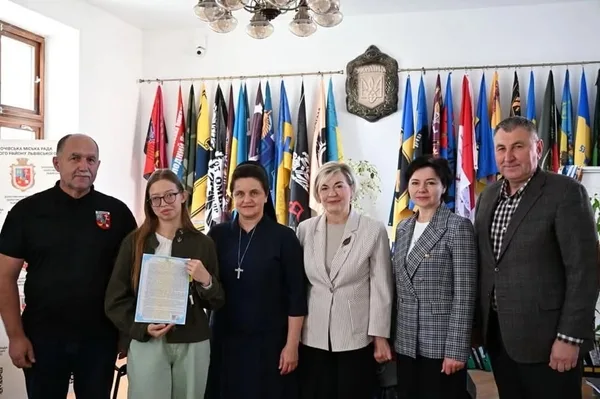 image У Золочеві придбали квартиру для 21-річної Христини, позбавленої батьківського піклування