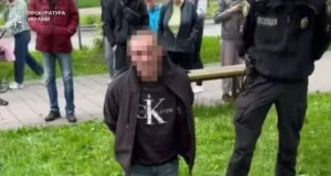 У Львові чоловіка засудили до 3 років і 8 місяців за напад на військового та утримання дитини
