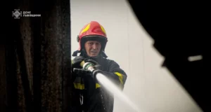 У Львові на вулиці Науковій сталася ранкова пожежа в багатоповерхівці