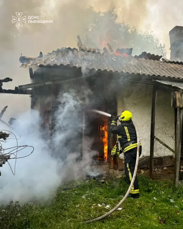 image У селі Глуховичі Львівського району загорівся житловий будинок