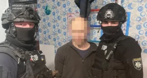 На Львівщині підозрюваному інкримінують замах на вбивство військовослужбовця та напад на поліцейського