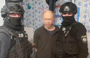 На Львівщині підозрюваному інкримінують замах на вбивство військовослужбовця та напад на поліцейського