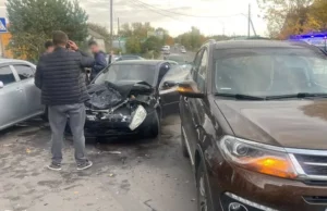 У Шептицькому внаслідок зіткнення чотирьох авто травмовано трьох пасажирів