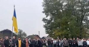 У Крушельниці відкрили меморіальну таблицю Степану Ставниковичу