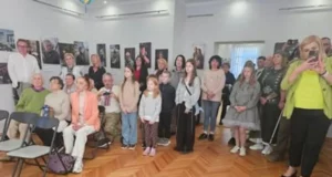 У Трускавці відкрили виставку волонтерського проєкту "SВІДОМІ"