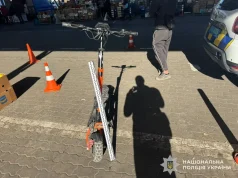 У Львові електросамокат збив пішохода на вулиці Хуторівка У Львові електросамокат збив пішохода на вулиці Хуторівка