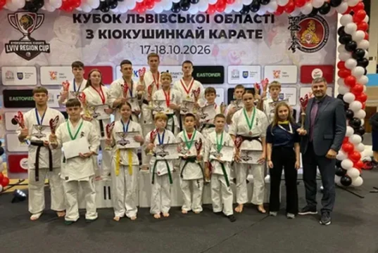 Команда сенсея Віталія Крюкова виборола 33 медалі на Кубку Львівщини з кіокушинкай карате
