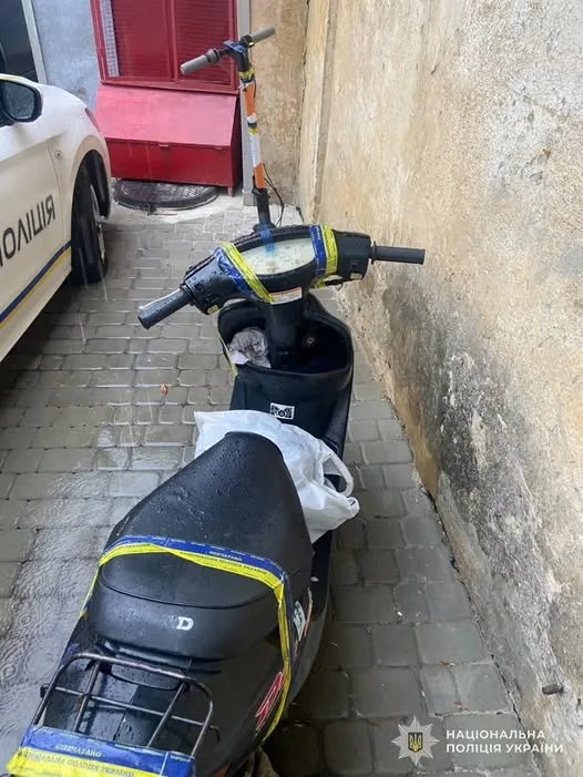 image У Самборі поліцейські розшукали викрадений скутер та встановили підозрюваного