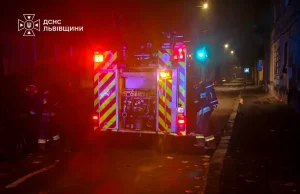 У Львові рятувальники загасили пожежу в квартирі на вулиці Софії Яблонської