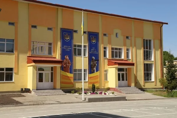 Львівський ліцей імені Героїв Крут створює «Книгу пам’яті» полеглих випускників