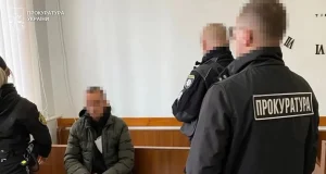 На Львівщині 21-річного чоловіка засудили до 6 років за сексуальне насильство над зведеною сестрою