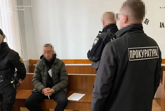 На Львівщині 21-річного чоловіка засудили до 6 років за сексуальне насильство над зведеною сестрою