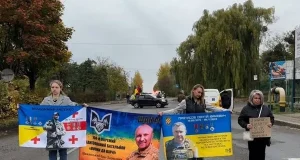 У Сокалі щосуботи вшановують полеглих воїнів на перехресті Чайковського–Тартаківська