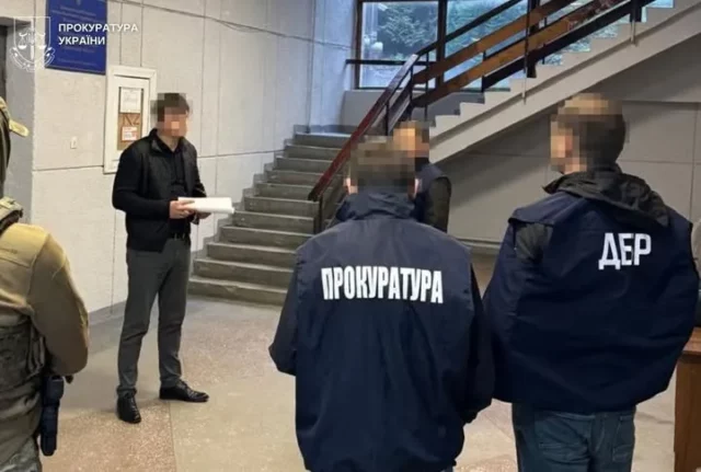 На Львівщині викрили схему продажу посвідчень трактористів за участі посадовців Держпродспоживслужби