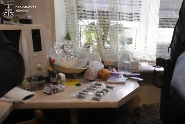 image У Львові судитимуть чоловіка, який пропонував поліцейському 5 тисяч доларів США