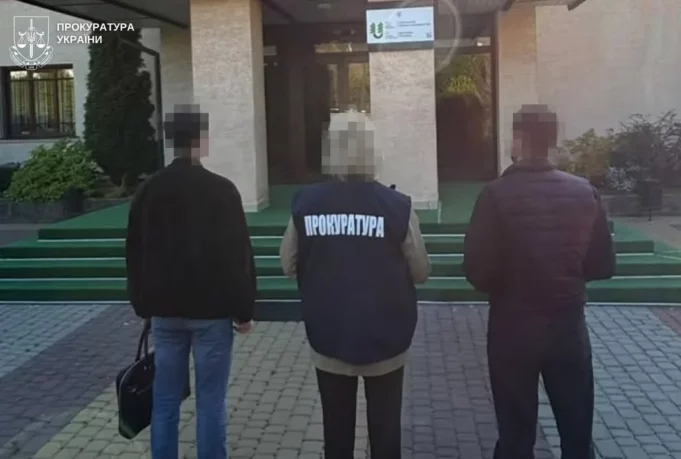 На Стрийщині посадовцю лісництва повідомили про підозру через незаконну вирубку ялин у заказнику