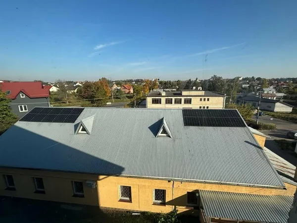 image У Малехові офіс громади перевели на сонячні панелі